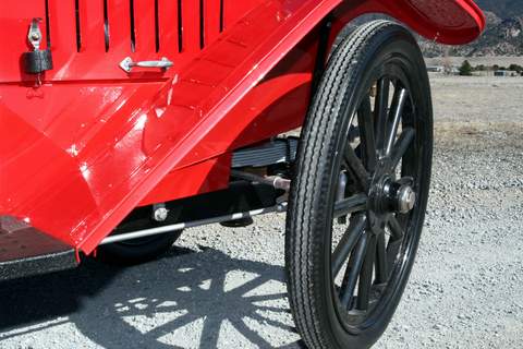 Right Wheel Linkage
