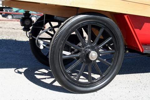 Right Side Wheel Close Up